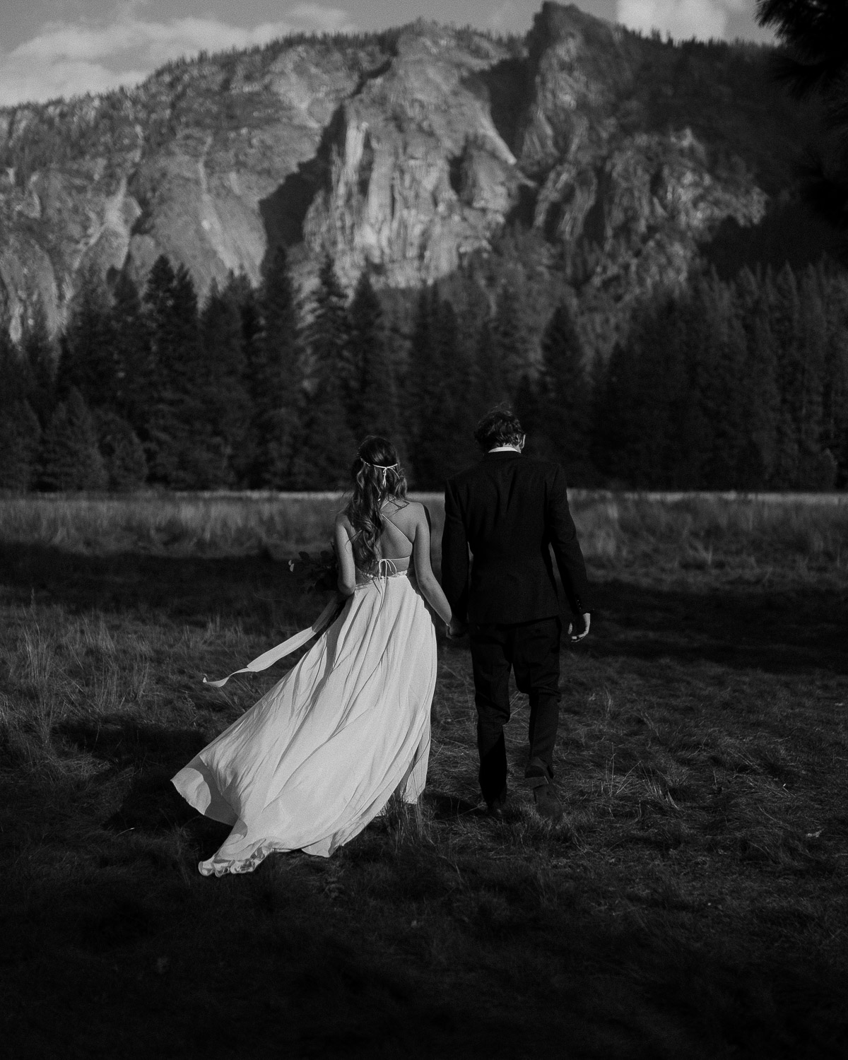 intimate-wedding-photographer